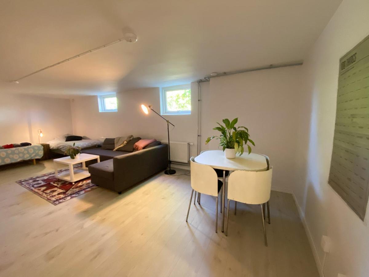 Newly Renovated Apartment - Straengnaes, Ekorrvaegen エクステリア 写真